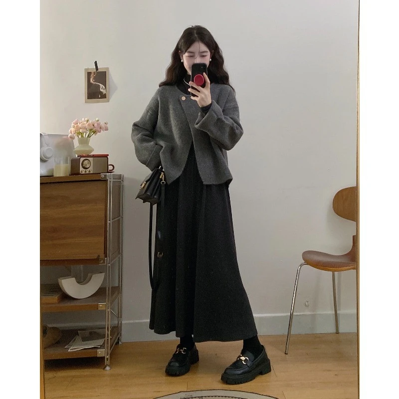 微胖妹妹大码开叉毛呢外套套装女秋冬新款赫本风毛衣连衣裙两件套