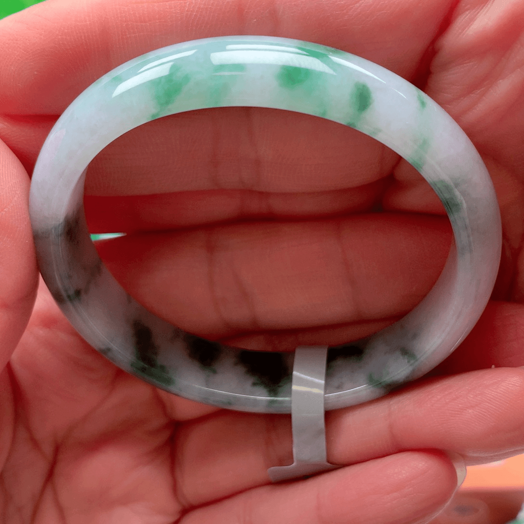 翡翠手镯未镶嵌缅甸翡翠