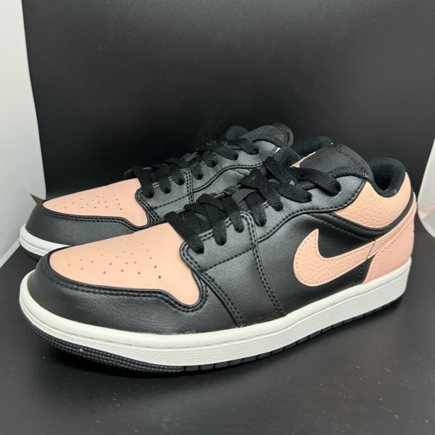 40.5码 /二手/ Nike aj1 黑粉 低帮 公价1299 保真