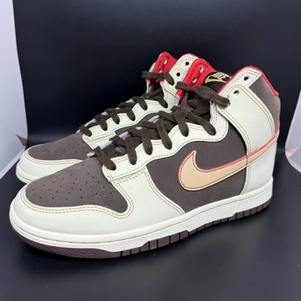 40码 /二手/ Nike dunk 米棕色 高帮板鞋 假一赔四