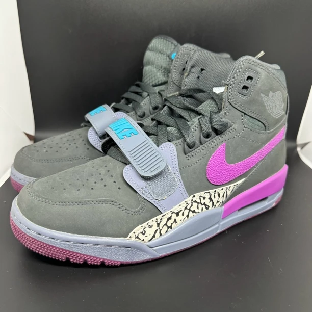41码 /二手/ Nike aj312 灰紫拼接 高帮板鞋 公价1399 保真