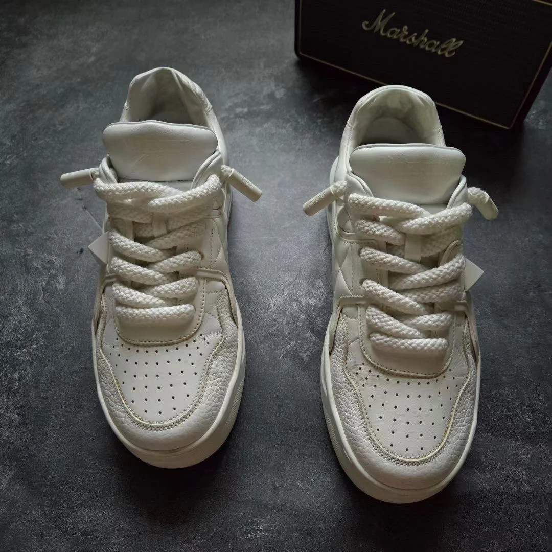 VALETINO华伦天奴/99新/40码 One Stud板鞋 纯白