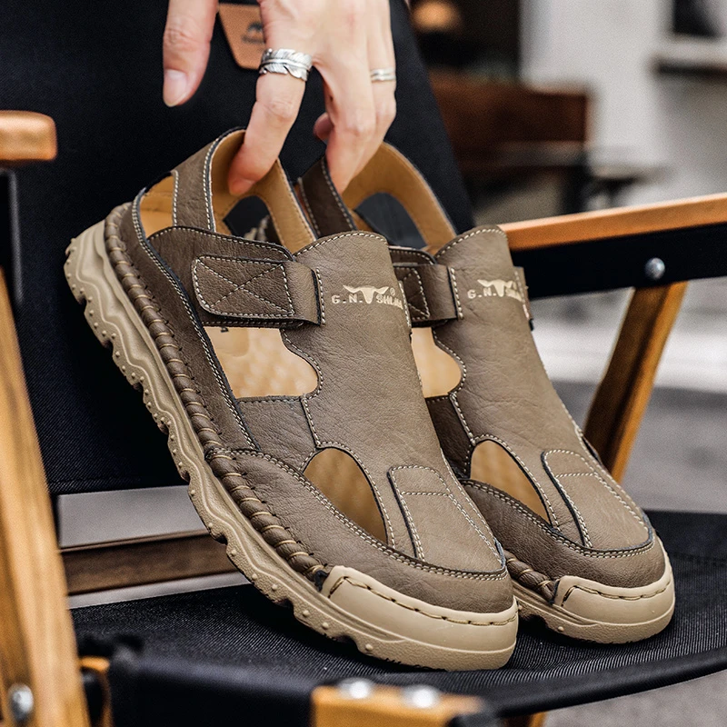 G.N.Shi Jia/公牛世家男士凉鞋透气休闲夏季百搭防滑外穿软底套趾