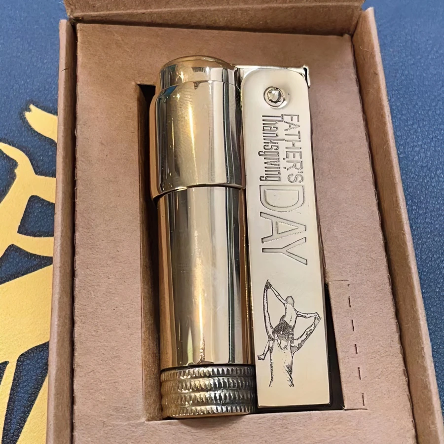 爱酷6700父爱如山打火机战壕怀旧复古老式防风煤油火机ZR