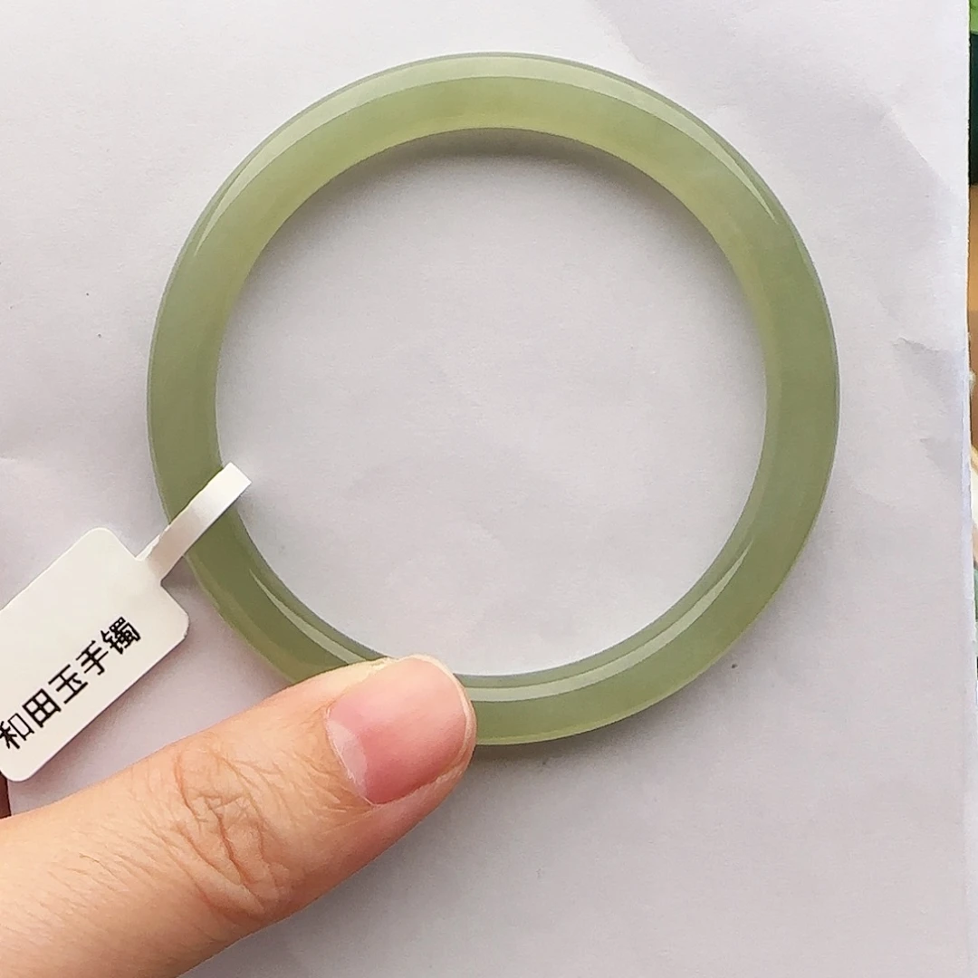 和田玉手镯未镶嵌58