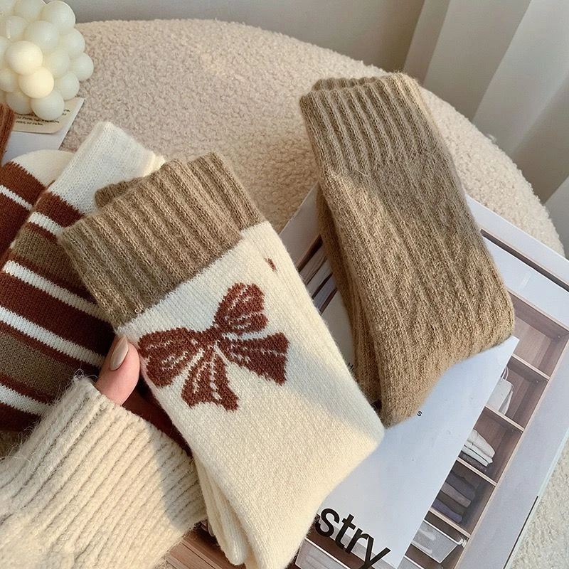 中筒袜中筒保暖女冬季常规加厚保暖毛圈中筒袜秋冬季中筒外穿潮袜