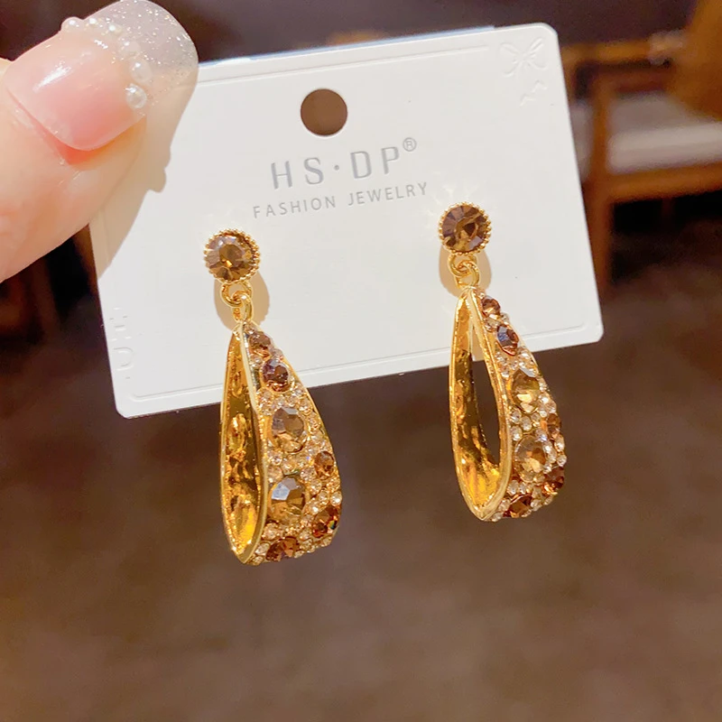 铜合金合成锆石耳饰 气质时尚锆石水滴优雅耳环小众百搭个性轻奢