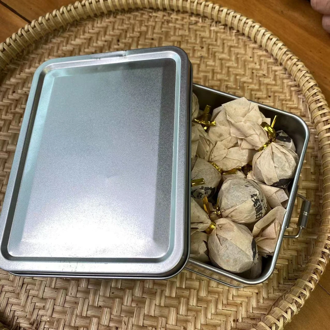 雨腾妹夫  巨NB启英亲制001龙珠古树普洱茶240g/盒 熟茶
