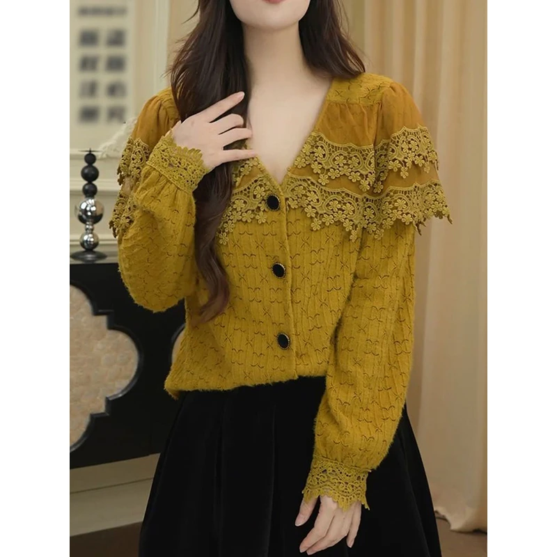 甜美减龄名媛风蕾丝拼接V领衬衫女2024秋季新款韩版休闲显瘦衬衣