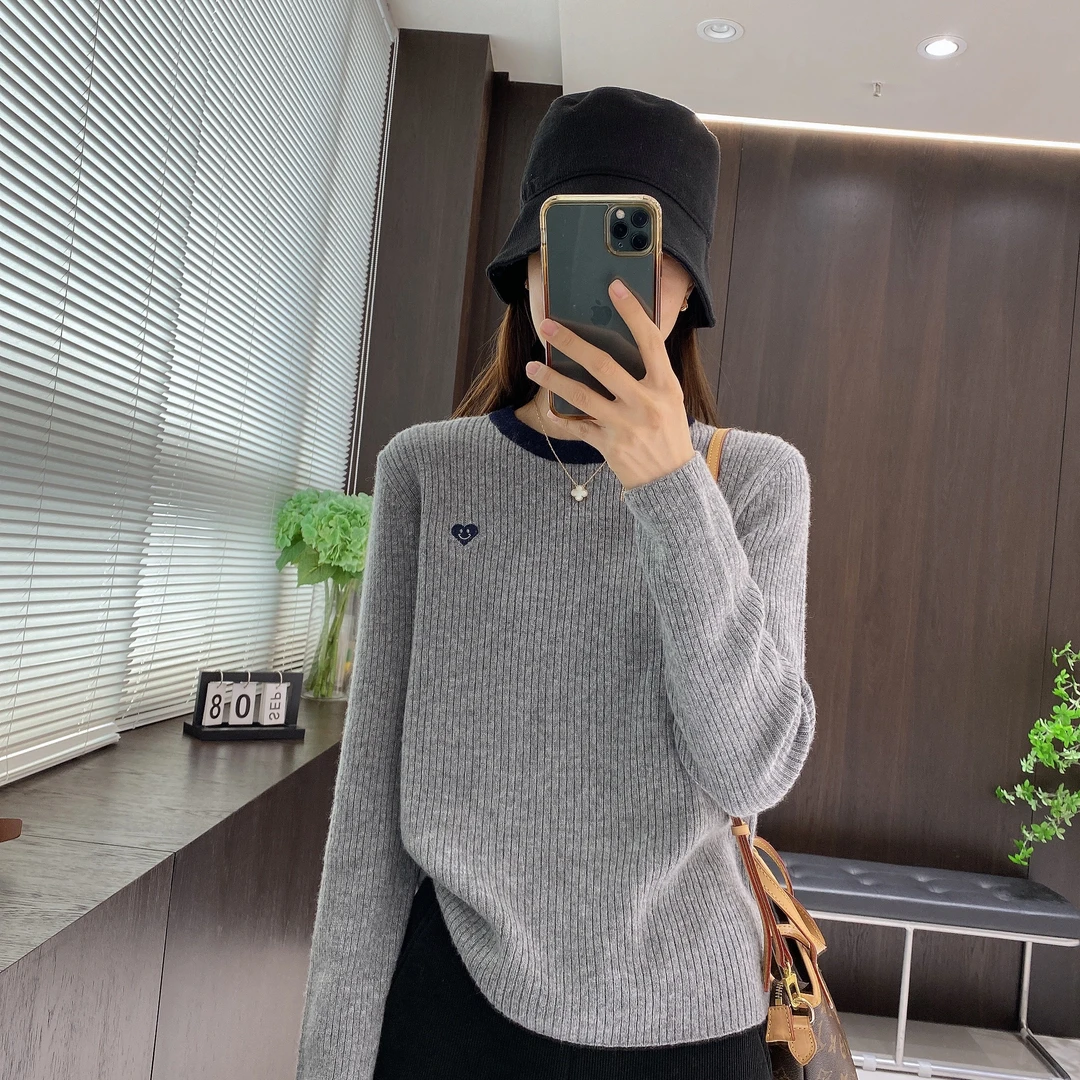 IMFLY金小金自制 毛衫DYW6071爱心刺绣毛衣女圆领针织衫秋冬