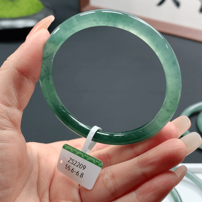 【闪购商品】翡翠手镯未镶嵌