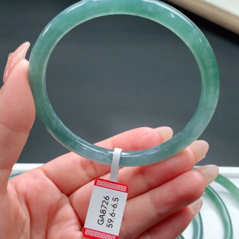 【闪购商品】翡翠手镯未镶嵌天然翡翠手镯