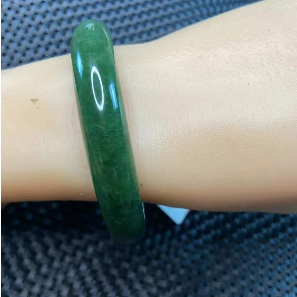 和田碧玉特价手镯和田玉手镯颜色随机多样性发货(有瑕疵)佩戴方便