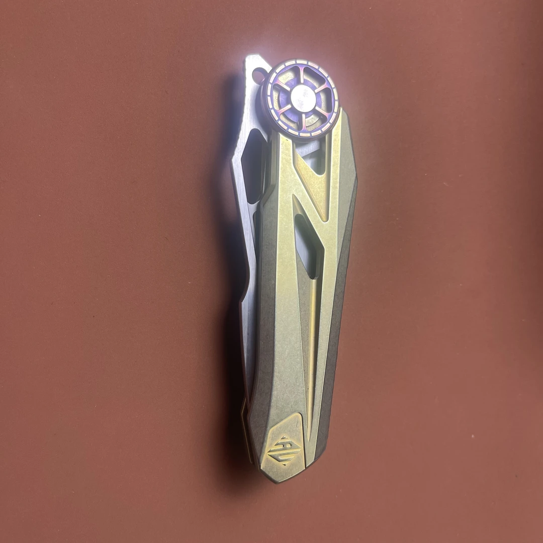 装甲浩克-可拆卸折-户外探险求生多功能工具