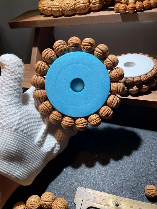 桃核手串金鱼肚桃核