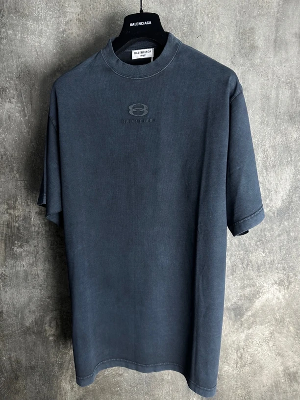 Balenciaga巴黎世家Unity双环刺绣滑雪Logo水洗短袖/99新