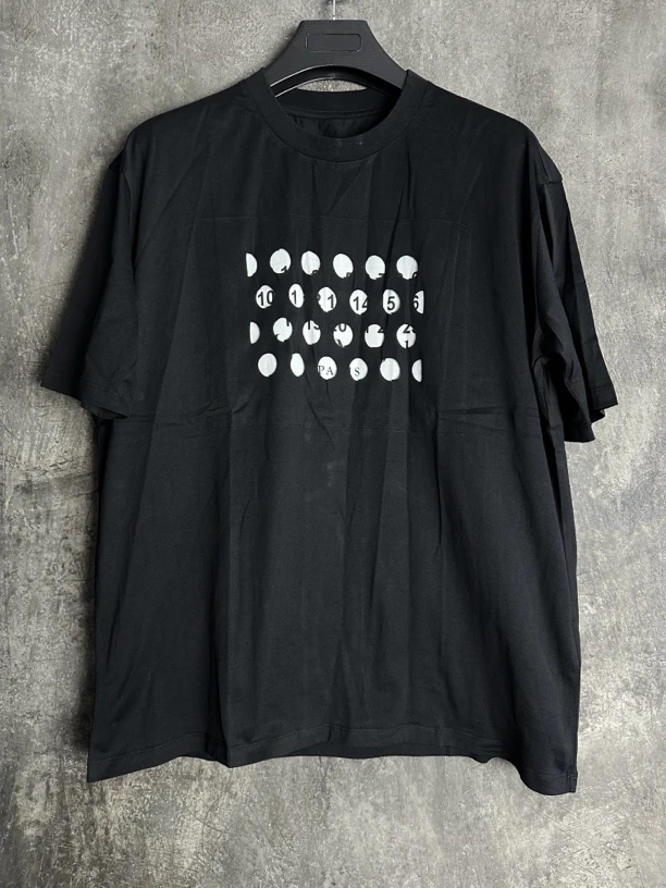 全新未使用 Maison Margiela/梅森马吉拉 空破洞数字印花T恤短袖