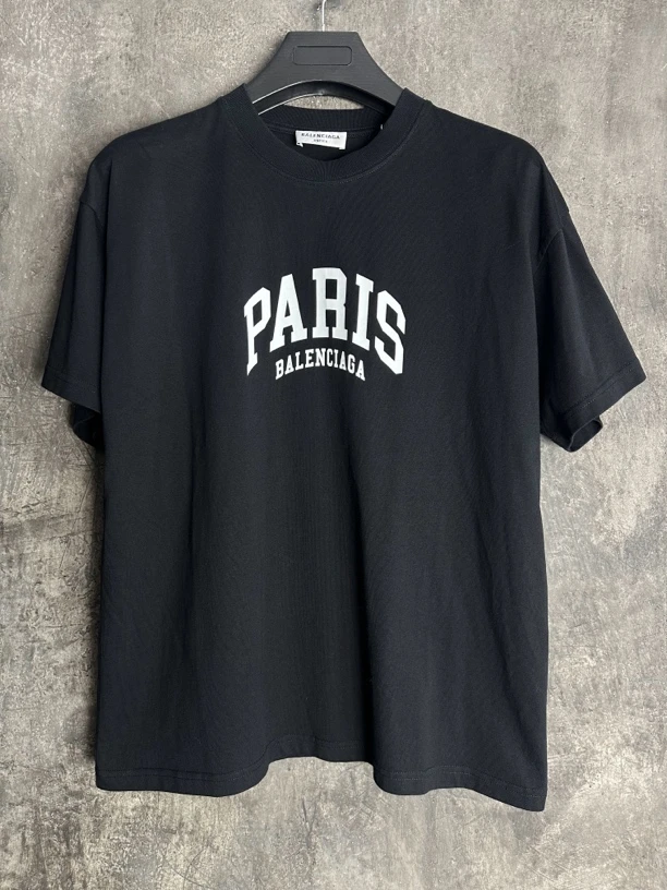 全新未使用/Balenciaga巴黎世家 城市系列 英文印花圆领套头短袖