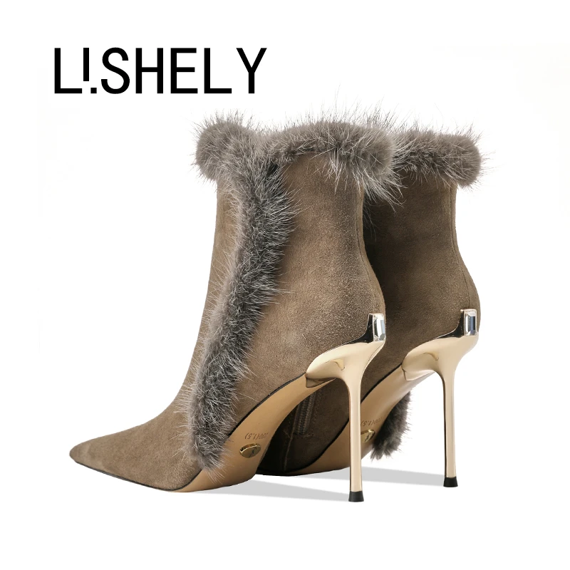 787[卡加迪亚]冬季新款短靴尖头细高跟女靴时尚气质女士百搭鞋子