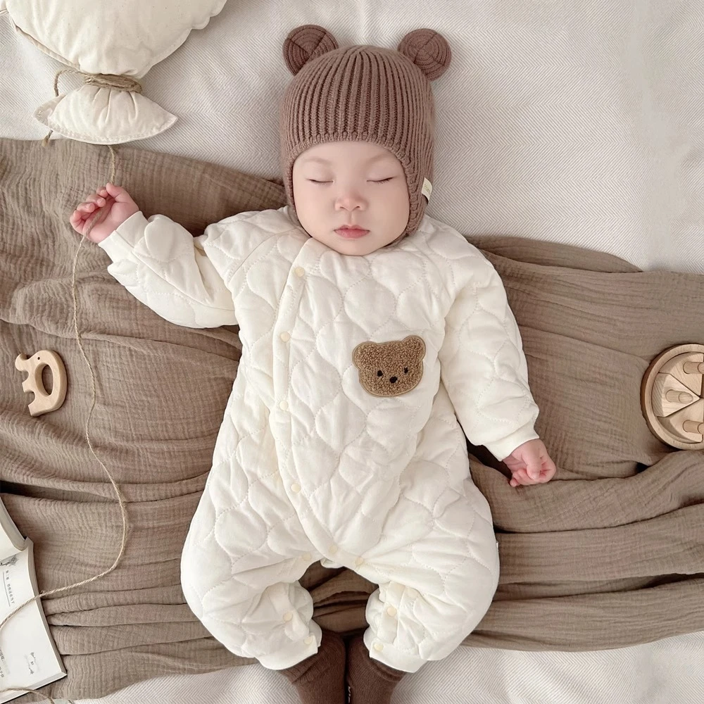 婴儿衣服春秋连体衣女宝宝加夹棉保暖休闲哈衣新生儿满月外出爬服