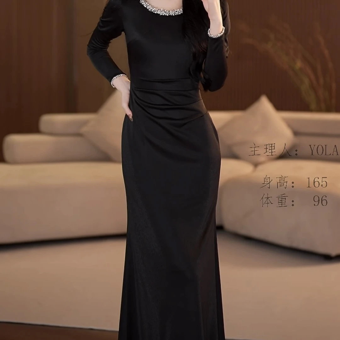 【yola】黑耀佳人秋季新款法式气质收腰显瘦鱼尾连衣裙-YL0031