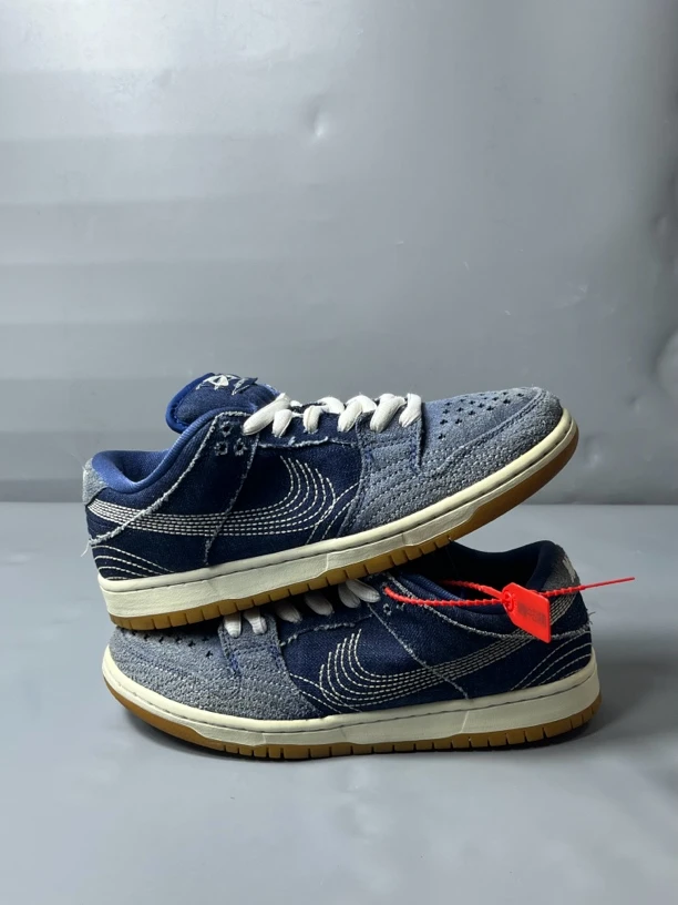 40码 9新原盒/nike dunk sb刺子绣/板鞋 公价1419