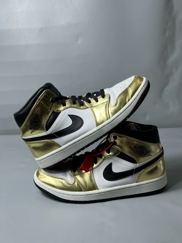44码9新/airjordan1液态金/板鞋