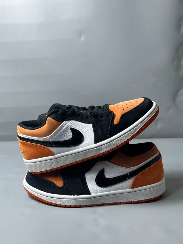 42.5码 9新/air jordan1扣碎/板鞋 公价2589