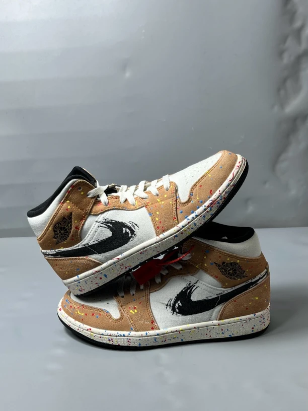 42码 95新/air jordan1泼墨/板鞋 公价899