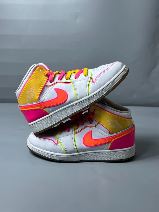 39码 9新原盒/air jordan1糖果/板鞋 公价809