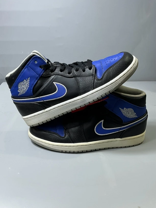 42码 9新/aj1黑蓝/板鞋 公价1699 鞋头小剐蹭
