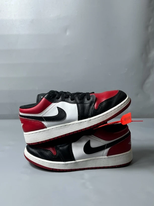 38码 9新/air jordan1黑红/板鞋 公价849