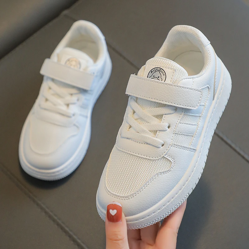 儿童小白鞋男孩女童夏季透气防滑软底白色运动鞋校园活动休闲板鞋
