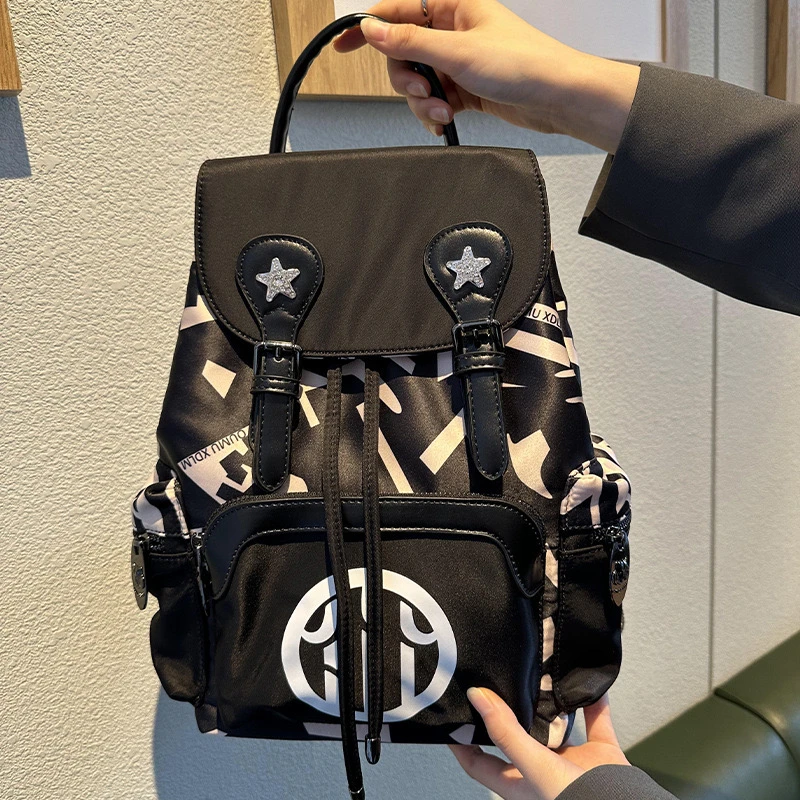 新款2025时尚印花大容量撞色轻便双肩包女包潮流尼龙布背包旅行包