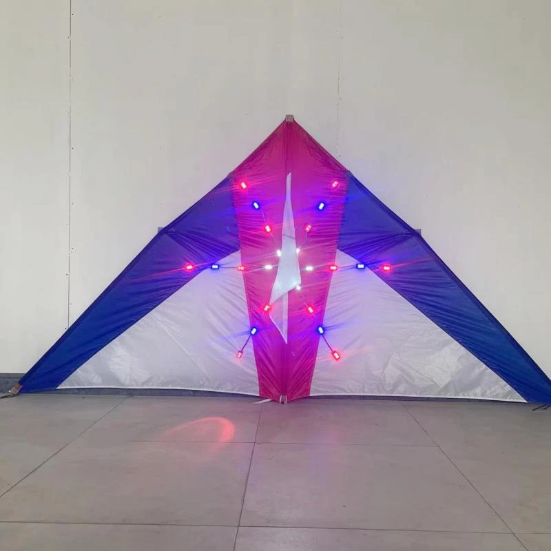 夜光风筝多变,食人鱼灯珠1.5平三角,简单而又绚丽初玩之选