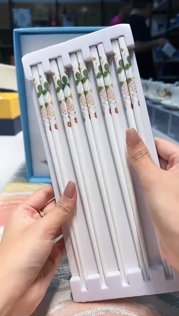【闪购商品】瓷片全场破价点菜优先！