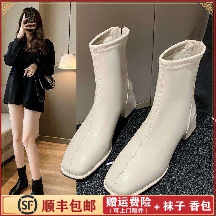 大东姚2024冬季新款白色靴子马丁靴粗跟网红百搭瘦瘦靴英伦风靴子