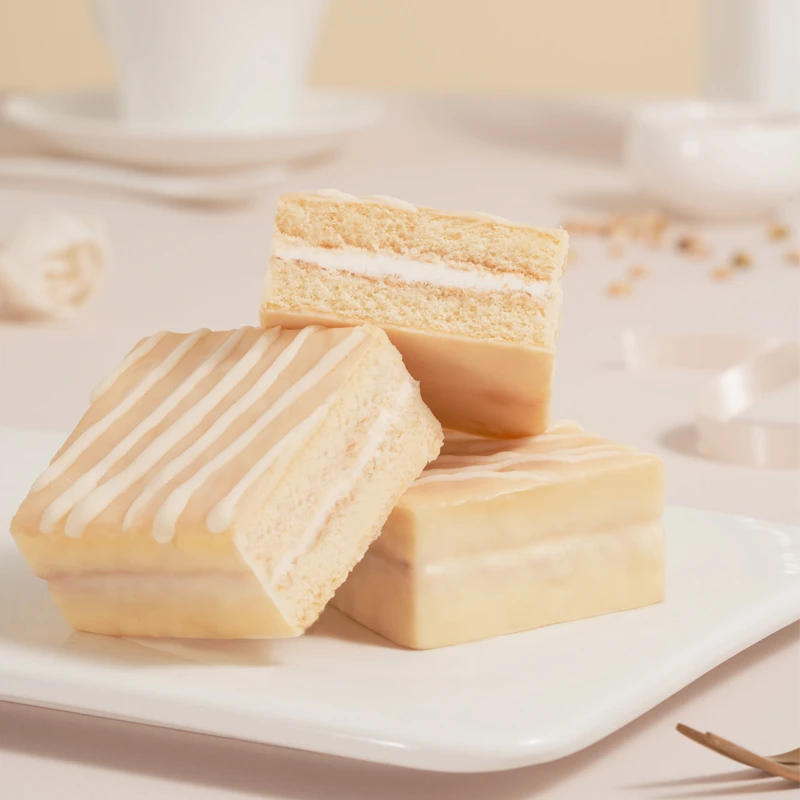 唇动白色经典牛奶口味430g*2箱奶香食用夹心巧克力涂层优质小蛋糕