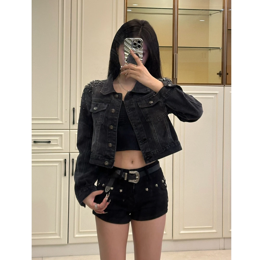 小个子高级感钉珠设计气质修身休闲时尚百搭黑色短款牛仔外套3011