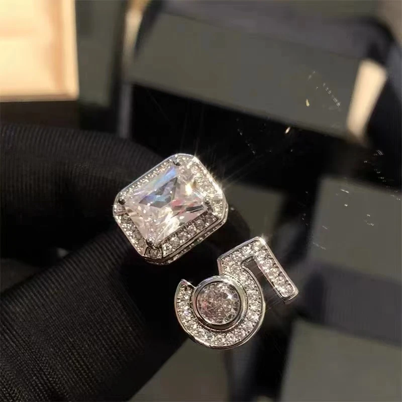 铜合金合成锆石戒指 M110戒指饰品气质轻奢时尚百搭小众镶嵌满钻