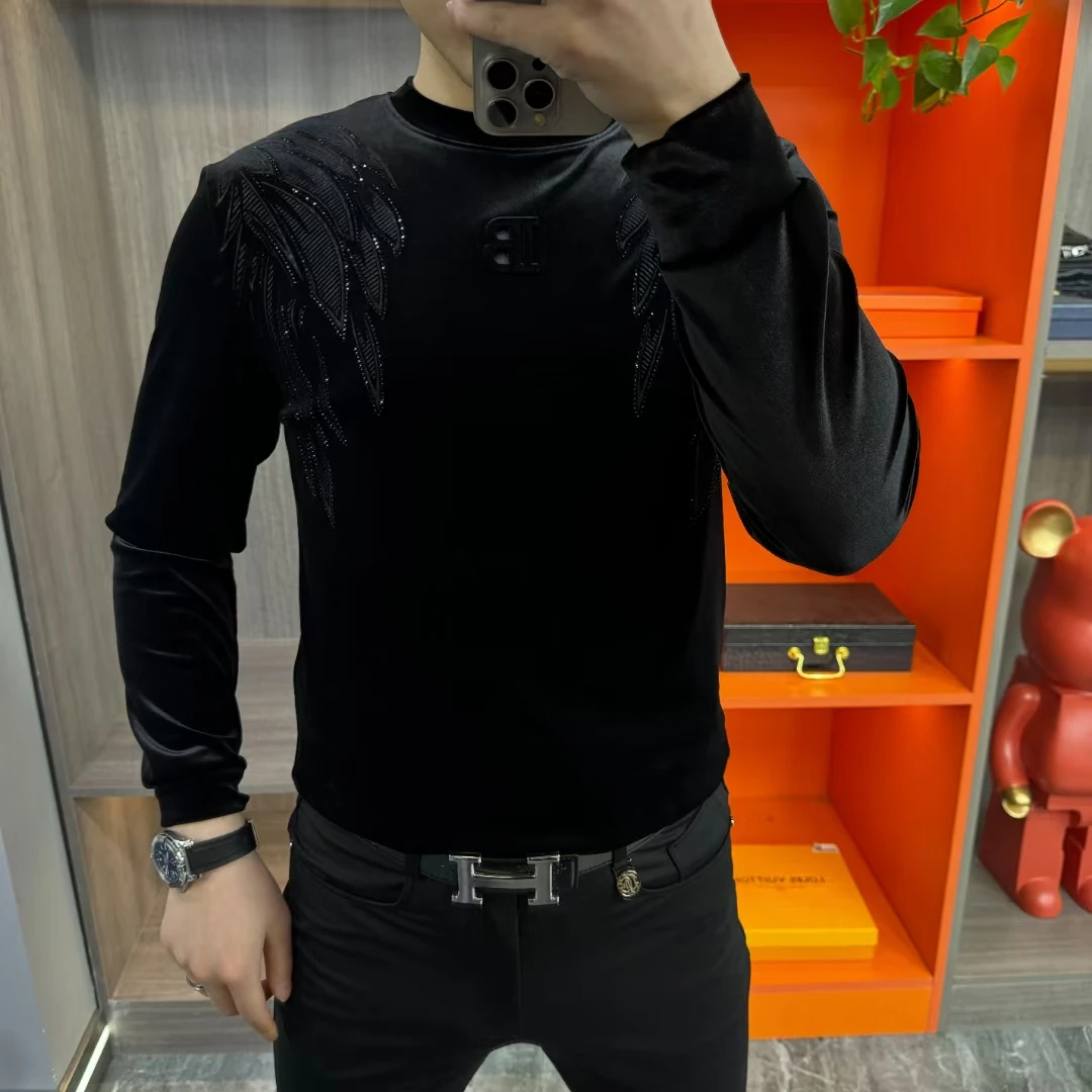 秋冬新款高品质轻奢男士高档时尚潮流百搭休闲帅气丝绒T恤