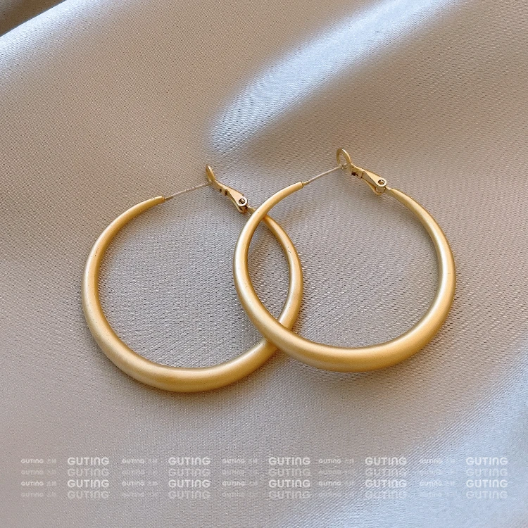 铜合金耳饰 11783圆形耳环轻奢素圈时尚耳圈简约百搭圈圈方形耳饰