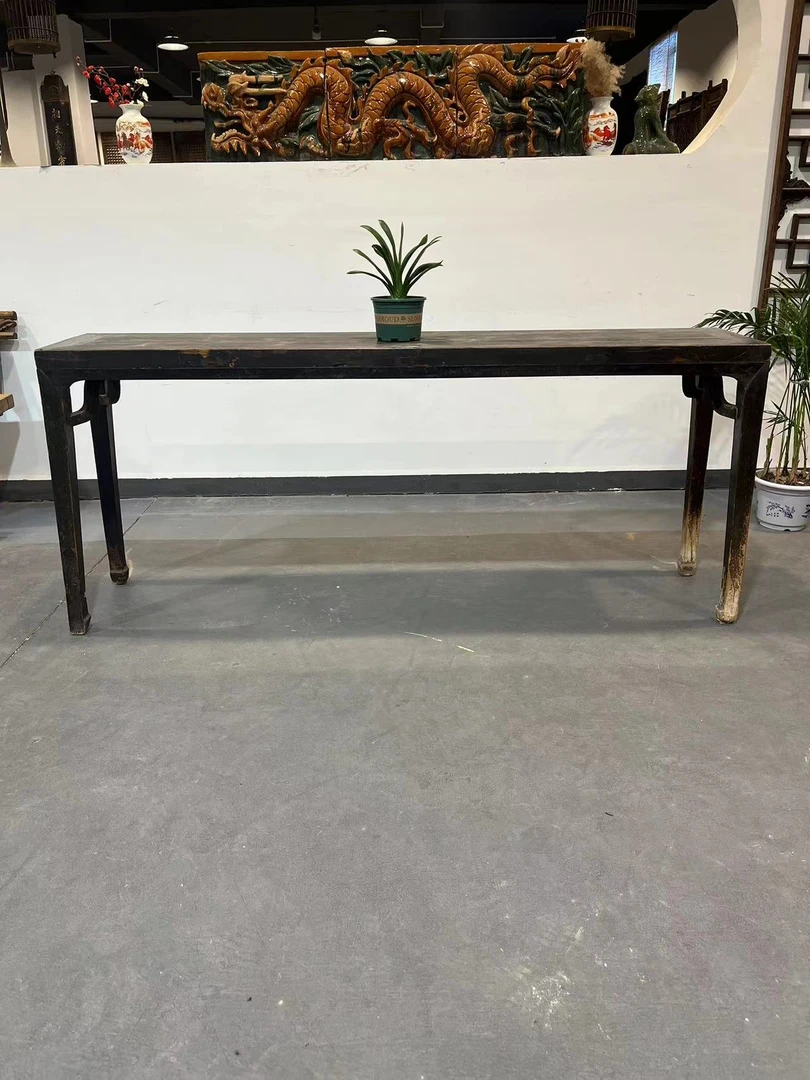 四平霸王称书案，长197厘米，宽40厘米，高84厘米