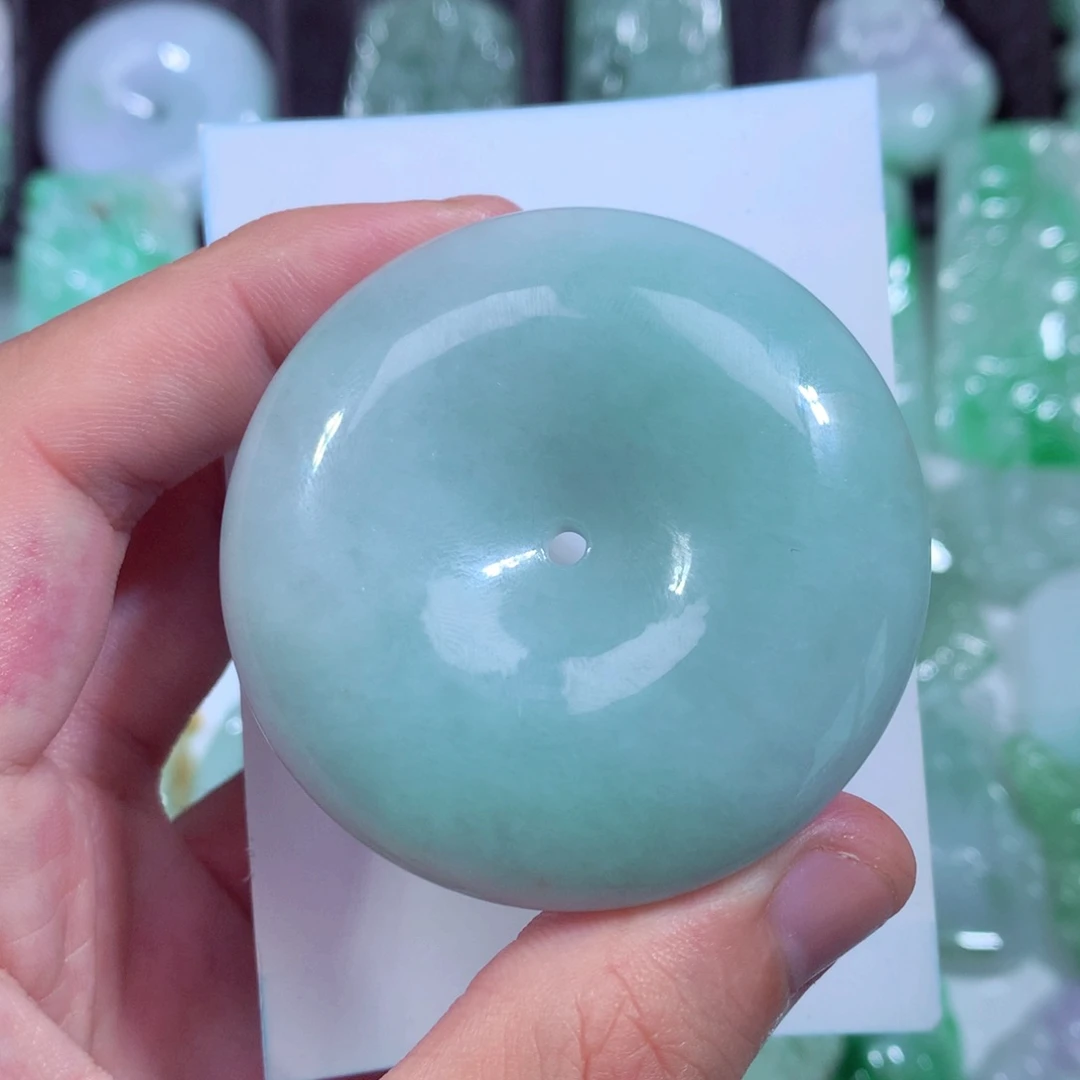 翡翠颈饰未镶嵌缅甸翡翠