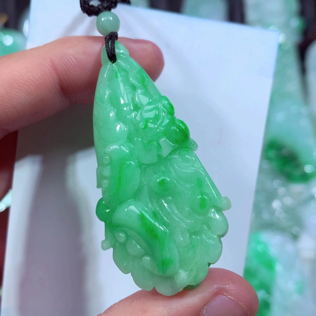 翡翠颈饰未镶嵌缅甸翡翠