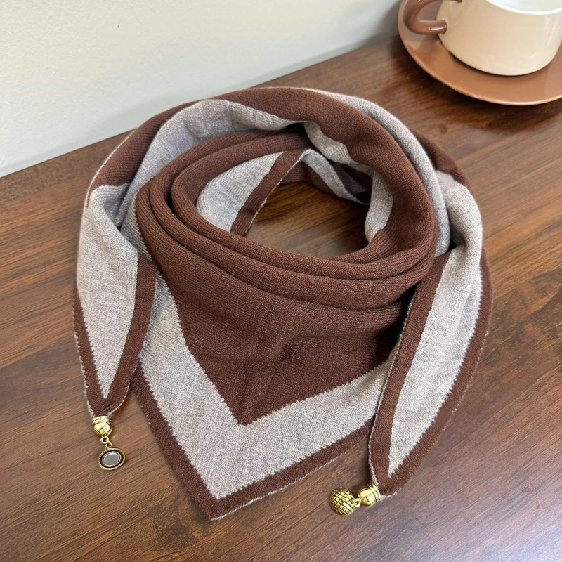 秋冬季双面针织三角巾韩版百搭时尚磁吸扣双色围脖女保暖洋气围巾