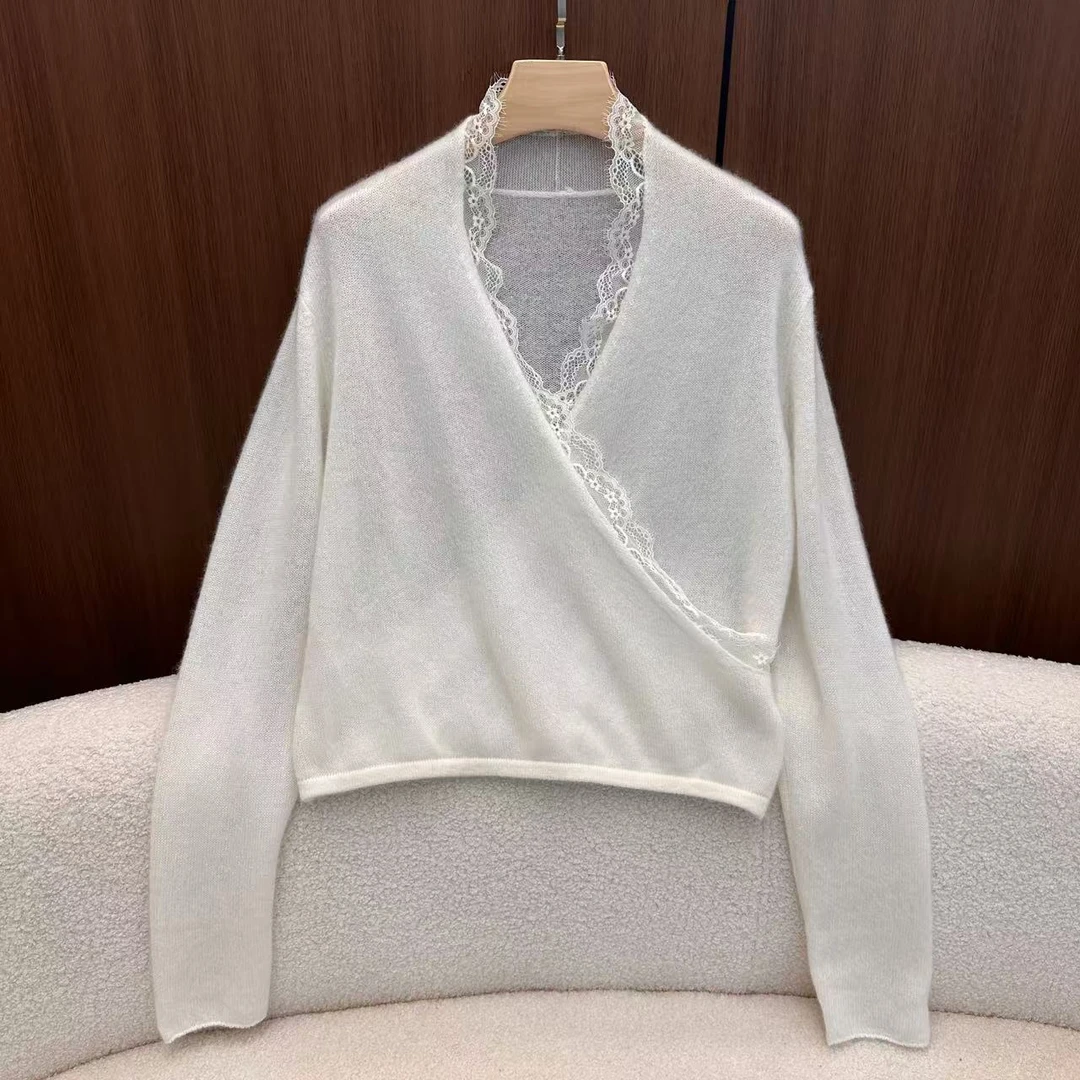 【明贺】白色极简蕾丝边羊绒衫