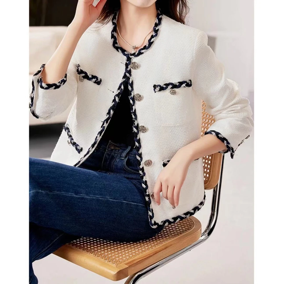 N2362   优雅气质粗毛呢麻花拼边四口袋短款小香风外套（卡码拍大）