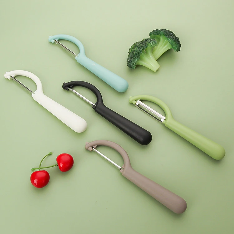 多功能削皮刀刮皮刀家用剥皮小工具便携P型削皮器学生宿舍削皮刀