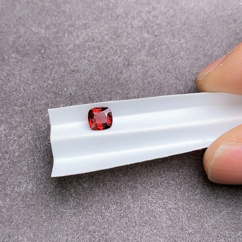 【闪购商品】尖晶石裸石未镶嵌尖晶石